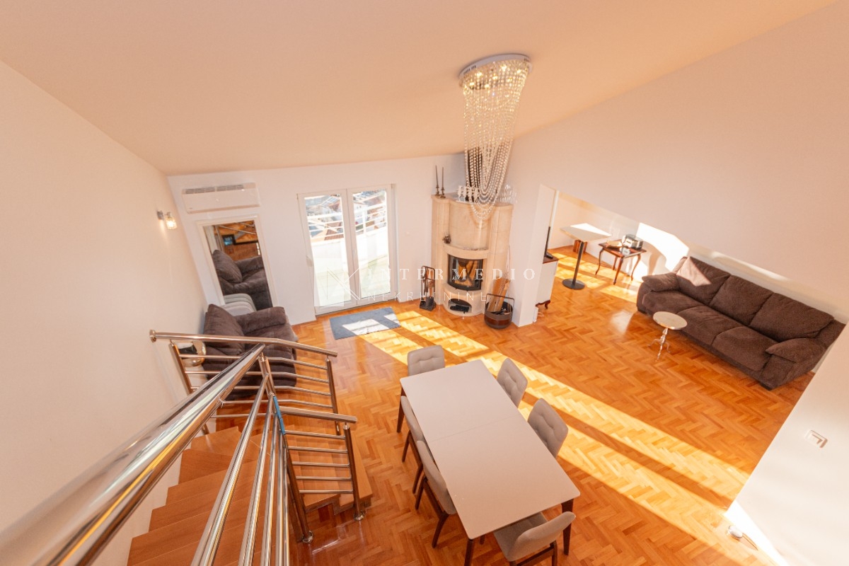 Trosoban duplex, 95m2, Topla 2, Herceg Novi