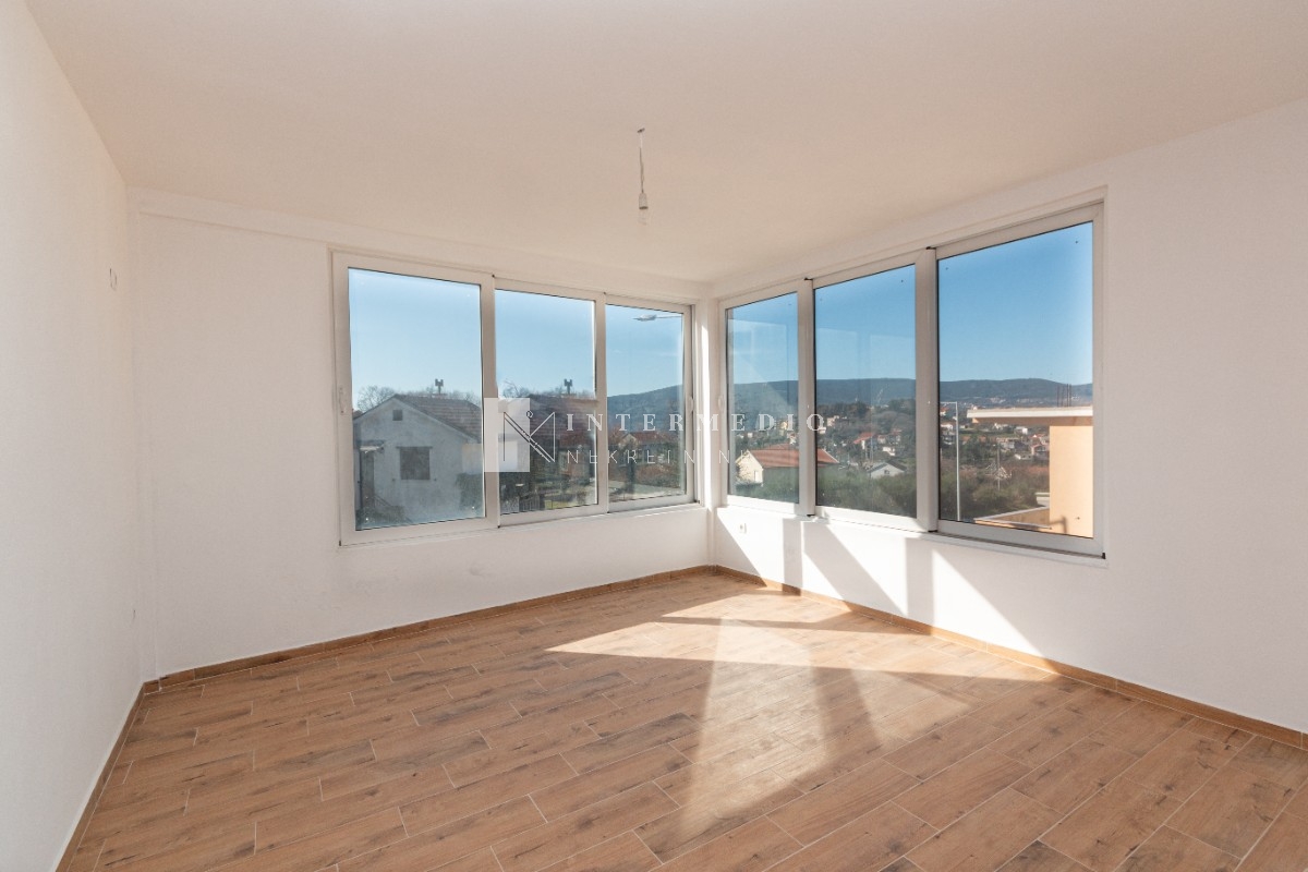 For sale, two-bedroom apartment, 75m2, Podi, Herceg Novi