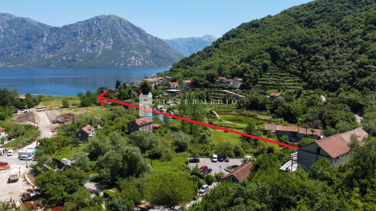 Kuća u Morinju sa dva dupleks stana – savršena za porodicu ili prijatelje