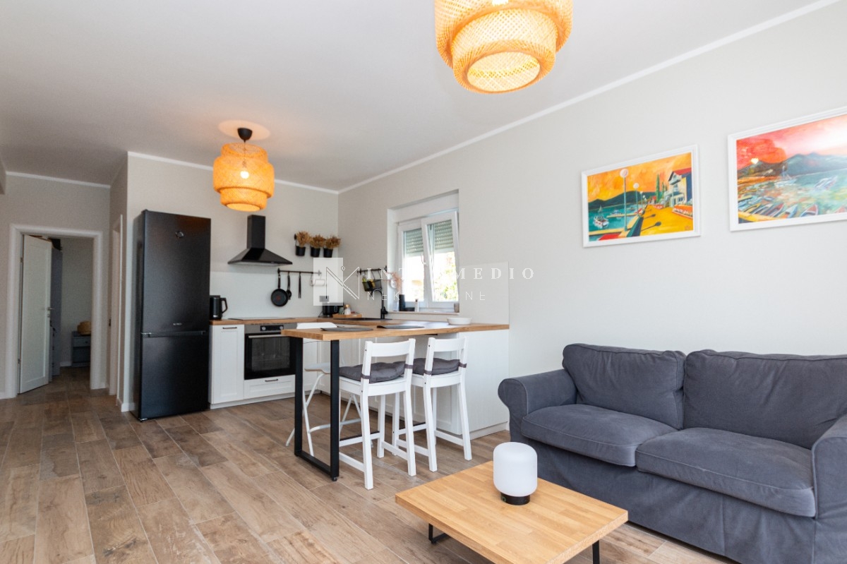 For Sale: Two-Bedroom Apartment – 52 m² – Đenovići, Herceg Novi