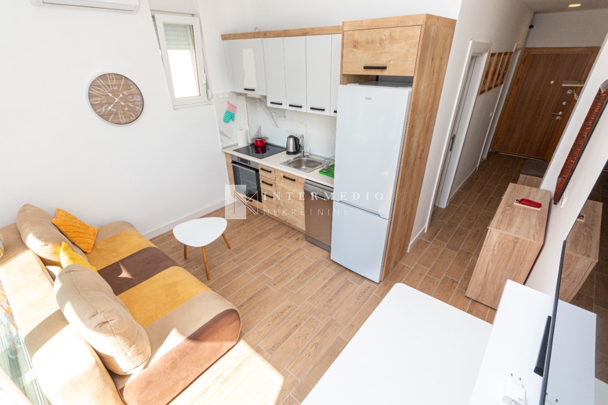 One-Bedroom Furnished Apartment in a Newly Built Residence, Bijela