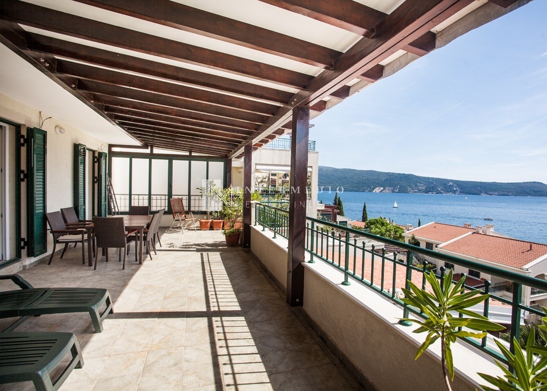 Luksuzan trosoban stan na prodaju – Herceg Novi, Savina, Energoprojekt