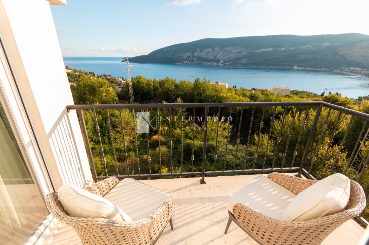 Izdaje se dvosoban stan 60m2 – Topla 3, Herceg Novi