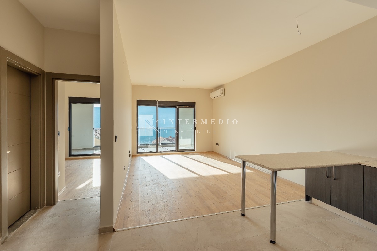 For sale, one bedroom apartment, 73m2, Topla, Herceg Novi