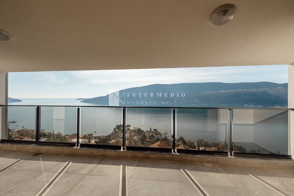 For sale, two-bedroom apartment, 87m2, Topla, Herceg Novi