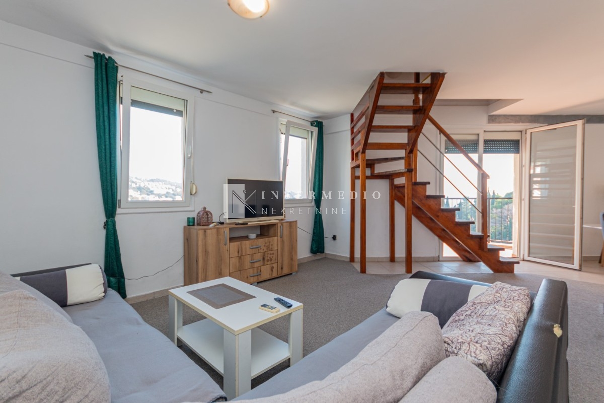 For sale, two-bedroom apartment, 89m2, Igalo, Herceg Novi