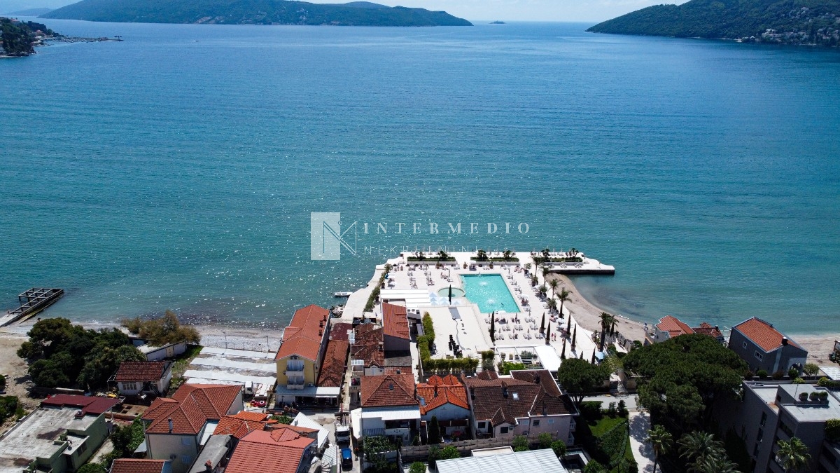 For sale, two-story stone house, 123 m2, first line, Igalo, Herceg Novi