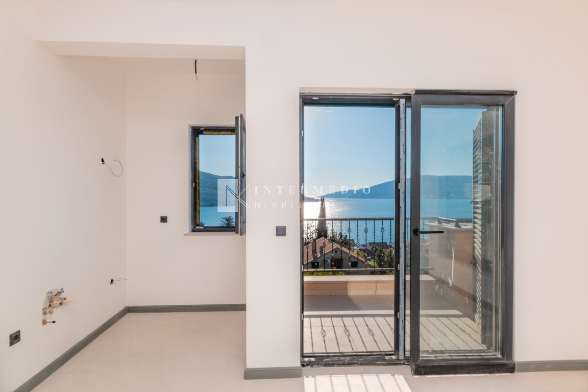 For sale, one bedroom apartment, 41m2, Kumbor, Herceg Novi